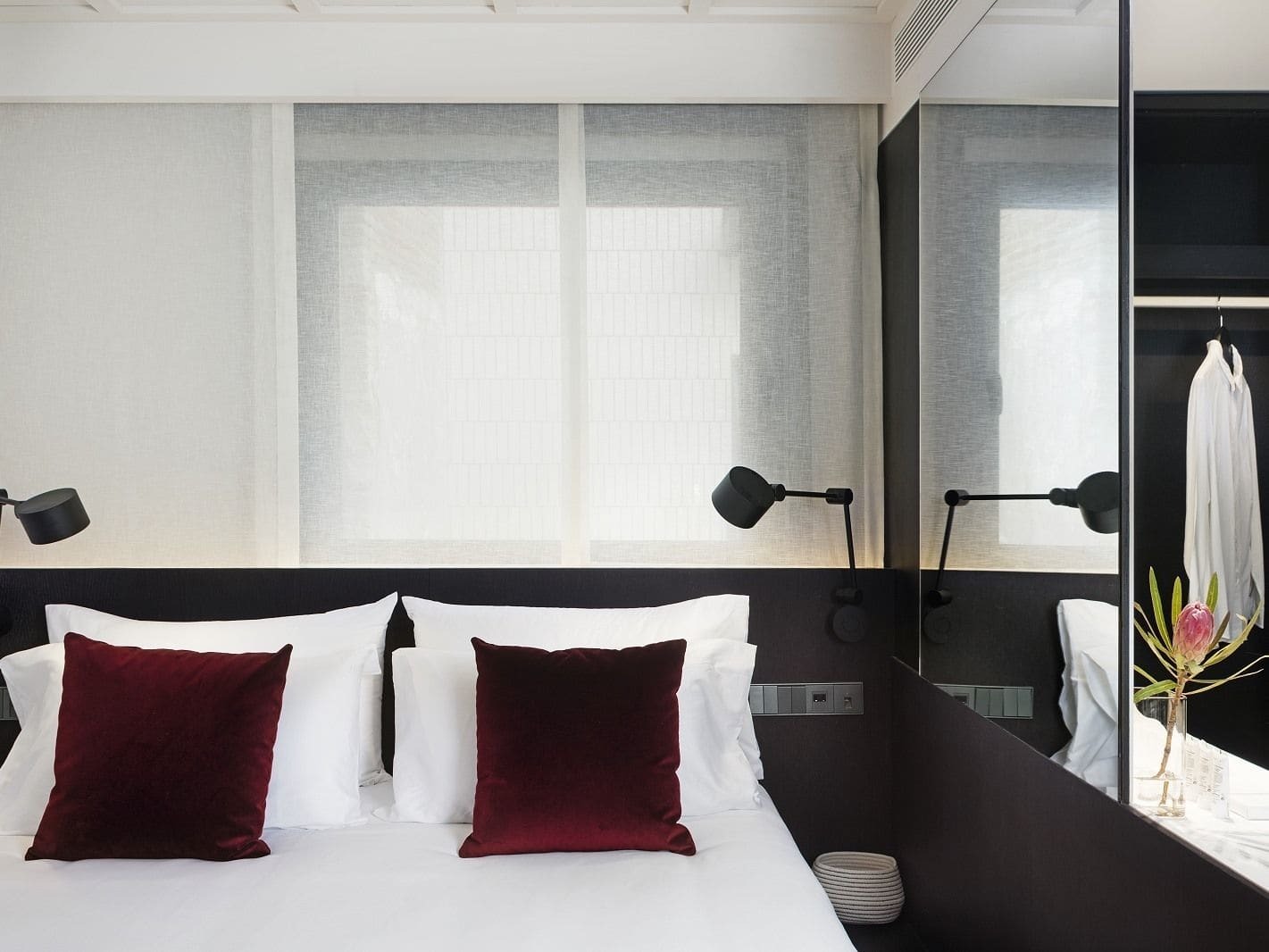 Yurbban Ramblas Boutique Hotel Barcelona Luaran gambar